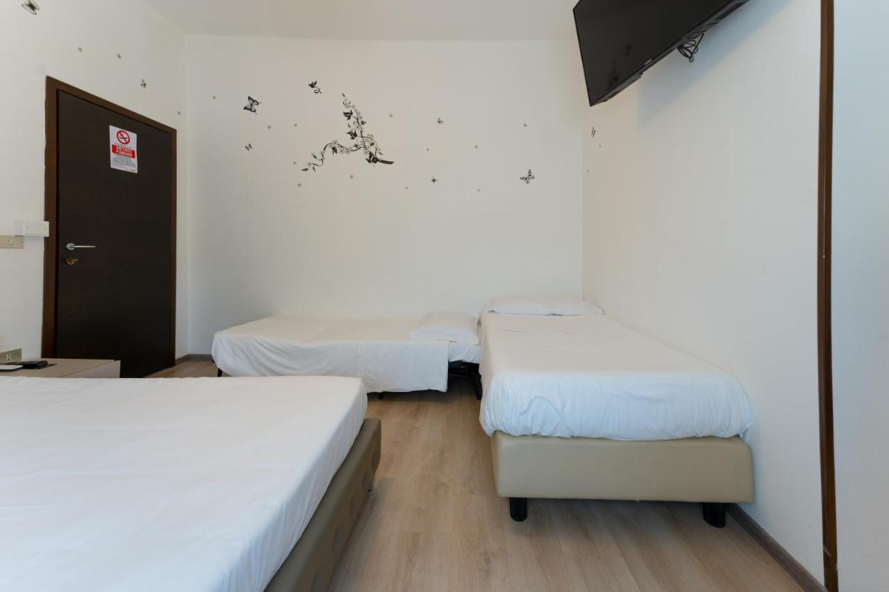 Hotel Benaco Mavras Peschiera del Garda Exteriör bild