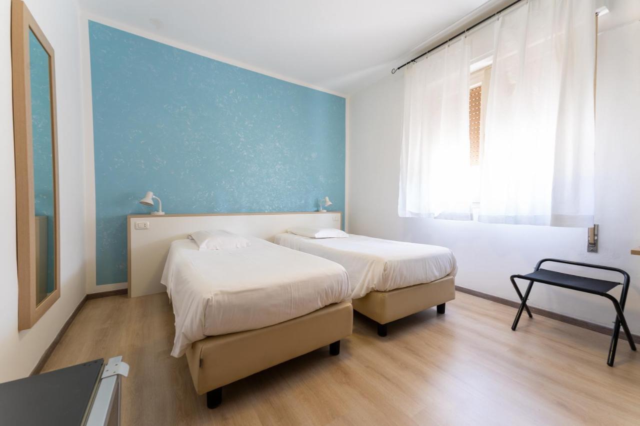 Hotel Benaco Mavras Peschiera del Garda Exteriör bild